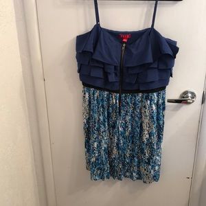 Elle size Large dress